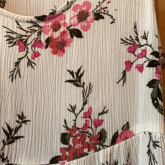 🌸American Eagle Outfitters Floral Dress - Picture 3 of 6